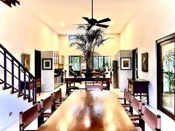 🏡 FOR SALE: Elegant 3-Storey House in Ayala Southvale Primera, Bacoor, Cavite 🌟