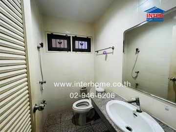 2-storey detached house, 50 sq m., The Tara Village, Phraya Suren 35, Soi Phraya Suren 35, Khubon Road, Phraya Suren Road, Khlong Sam Wa District, Ban