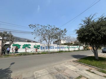 OPORTUNIDAD DE INVERSIÓN INMOBILIARIA ÚNICA, TERRENO PREMIUM EN ESQUINA SANTIAGO DE SURCO –  ÁREA TOTAL: 1,375.86M2: US$ 1,380.95 X M2.