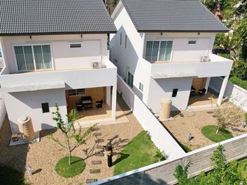 4 Bedrooms detached house for sale Minimal Muji style in Mueang Kaew, Mae Rim. Close to Nong Jom intersection. Fully furnished.