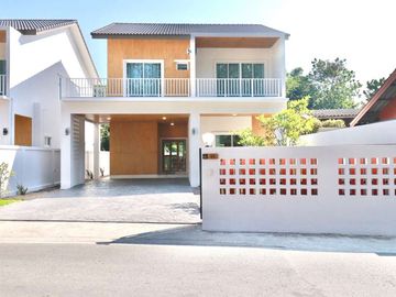 4 Bedrooms detached house for sale Minimal Muji style in Mueang Kaew, Mae Rim. Close to Nong Jom intersection. Fully furnished.