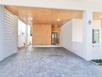4 Bedrooms detached house for sale Minimal Muji style in Mueang Kaew, Mae Rim. Close to Nong Jom intersection. Fully furnished.