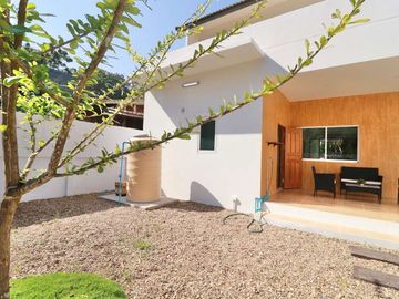 4 Bedrooms detached house for sale Minimal Muji style in Mueang Kaew, Mae Rim. Close to Nong Jom intersection. Fully furnished.