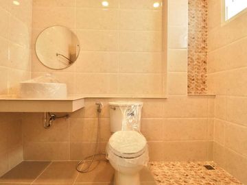 4 Bedrooms detached house for sale Minimal Muji style in Mueang Kaew, Mae Rim. Close to Nong Jom intersection. Fully furnished.