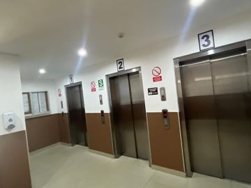 ocasión venta dpto. lince  av prolongación Iquitos 75mt/ Incluye cochera