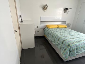 ocasión venta dpto. lince  av prolongación Iquitos 75mt/ Incluye cochera