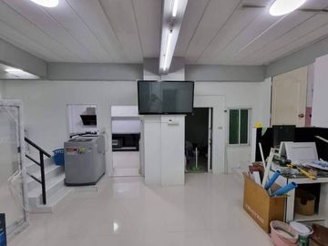 For sale 2 commercial buildings, Mit Samphan Road, Ang Sila, Chonburi