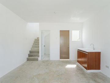 AFFORDABLE TOWNHOUSE IN TOLEDO CITY!!!