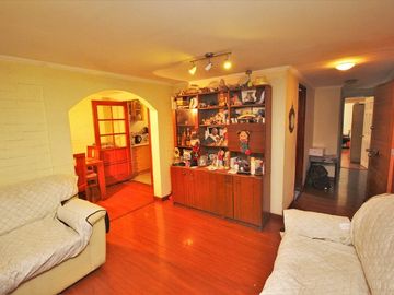 Estupenda Oportunidad Habitacional Y Comercial En Pajaritos