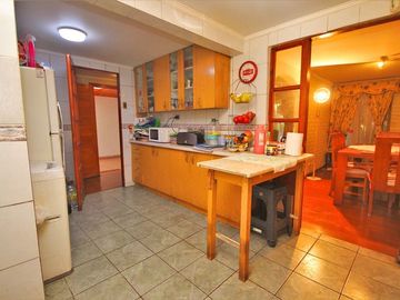 Estupenda Oportunidad Habitacional Y Comercial En Pajaritos