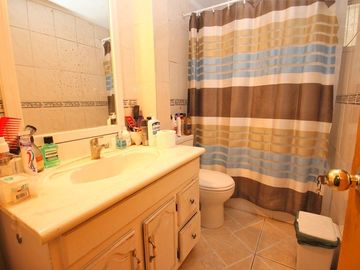 Estupenda Oportunidad Habitacional Y Comercial En Pajaritos