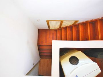 Estupenda Oportunidad Habitacional Y Comercial En Pajaritos