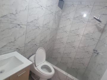 AMPLIO FLAT CON INGRESO INDEPENDIENTE COMO CASA EN JLBYR. GRIFO MONTERREY