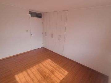 AMPLIO FLAT CON INGRESO INDEPENDIENTE COMO CASA EN JLBYR. GRIFO MONTERREY