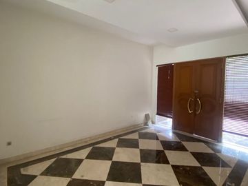 Dijual Rumah Besar 2 Lantai Pinggir Jalan Utama Bintaro Jaya