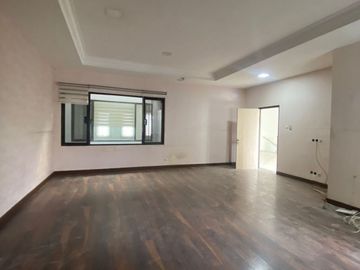 Dijual Rumah Besar 2 Lantai Pinggir Jalan Utama Bintaro Jaya