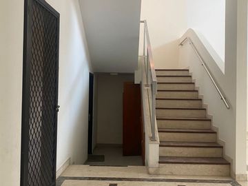Dijual Rumah Besar 2 Lantai Pinggir Jalan Utama Bintaro Jaya