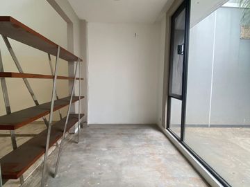 Dijual Rumah Besar 2 Lantai Pinggir Jalan Utama Bintaro Jaya
