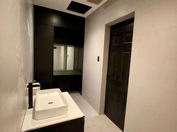 For Sale 2 Storey 4BR 4T&B 2 CG w/ Pool (LA:194sqm FA:355sqm) in Greenwoods, Pasig City