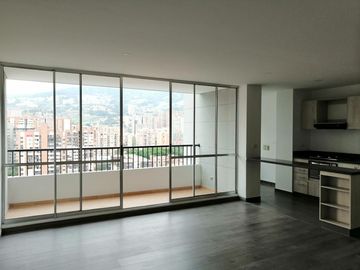 Vendo apartamento en Medellín (barrio Laureles)