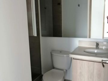 Vendo apartamento en Medellín (barrio Laureles)