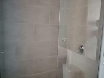 Vendo apartamento en Medellín (barrio Laureles)