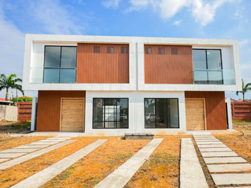 Casa en Venta en Ciudad Celeste etapa La Brisa, Ecuador