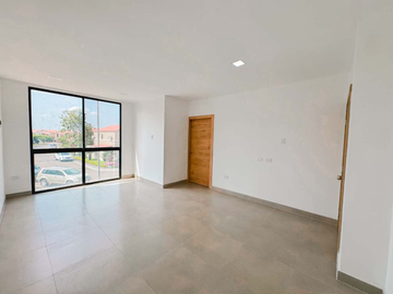 Casa en Venta en Ciudad Celeste etapa La Brisa, Ecuador