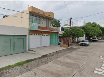 VENTA DE MAGNIFICA CASA EN APATZINGÁN MICHOACÁN