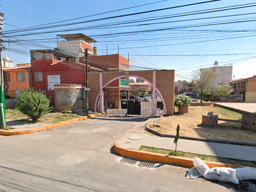 CASA EN CALLE DE LA MISION DE APAN, MISIONES II, CUAUTITLAN. ¡¡NO CREDITOS!!