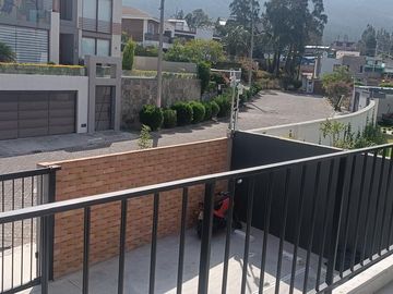 Venta Departamento 152m, Lumbisi Cumbaya