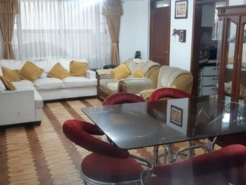 Vendo Departamento Grande.