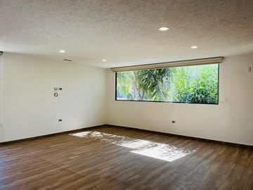 Casa en Venta en Lomas de Angelópolis Cascatta
