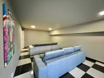 Rento  Apartamento Amoblado cerca del Tesoro