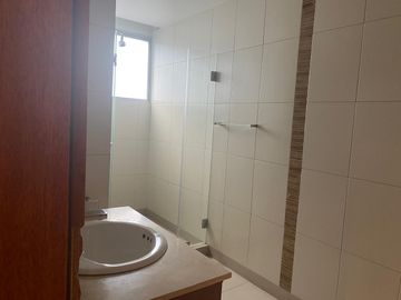 VENDO DEPARTAMENTO DE 529.52m, Quito Tenis