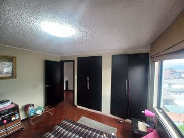 AMPLIA CASA A LA VENTA SECTOR EL BATAN ALTO, PARQUE METROPOLITANO.