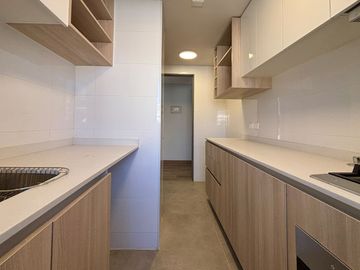 Se Vende Departamento Remodelado, 4 Dormitorios, Providencia