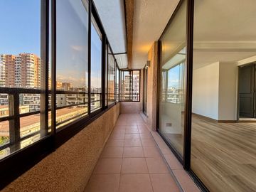 Se Vende Departamento Remodelado, 4 Dormitorios, Providencia