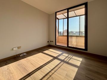 Se Vende Departamento Remodelado, 4 Dormitorios, Providencia