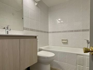 Se Vende Departamento Remodelado, 4 Dormitorios, Providencia