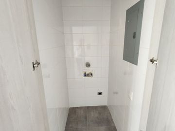 Norte de Guayaquil, Venta de excelente suite de estreno con vista a ciudad