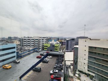 Norte de Guayaquil, Venta de excelente suite de estreno con vista a ciudad