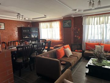 Venta de propiedad con  2710m2 -Sector Monay Baguanchi -Cuenca