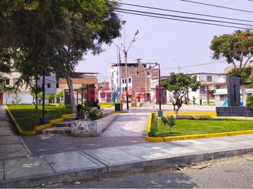 Oportunidad De Inversión: Se Vende Casa Como Terreno, 200 M2 En Zona A SJM