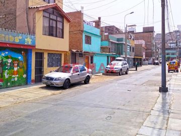 Oportunidad De Inversión: Se Vende Casa Como Terreno, 200 M2 En Zona A SJM