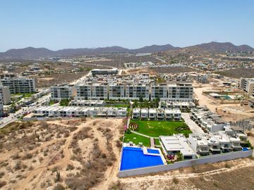 Condominio en Venta en Cabo San Lucas en Vista Vela con vista al mar