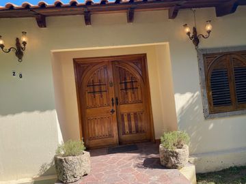 CASA DE CAMPO PARA VIVIR CERCA DE LA CIUDAD