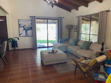 CASA DE CAMPO PARA VIVIR CERCA DE LA CIUDAD