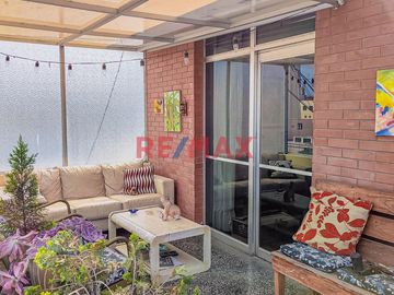 Venta Hermoso Departamento Cerca Al Parque Acosta En San Isidro