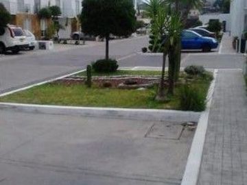 HERMOSA CASA EN TULTITLAN, DURAZNOS NUM 22-B  LTE 3 DEPTO O INT CASA 7-B